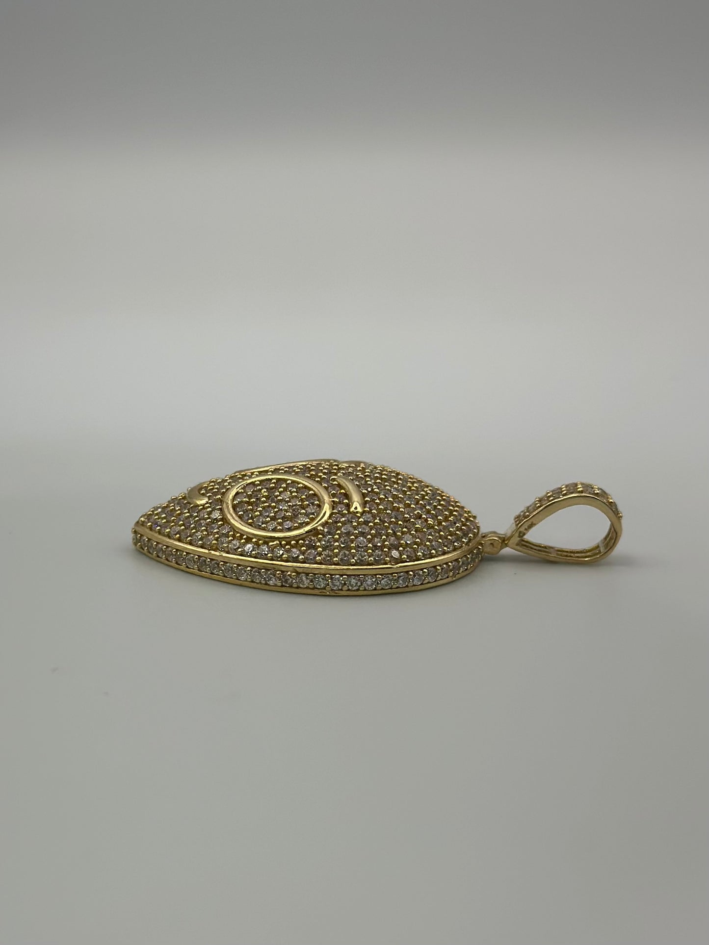 Alien Design pendant