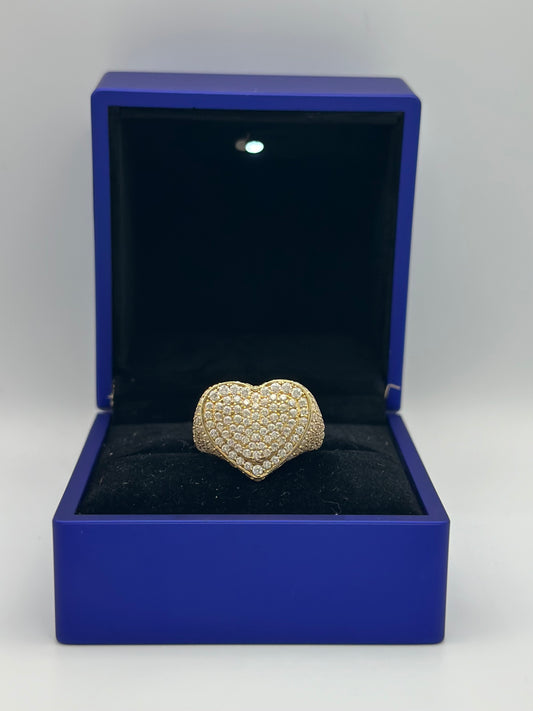 Regular Heart Ring with Zirconia.