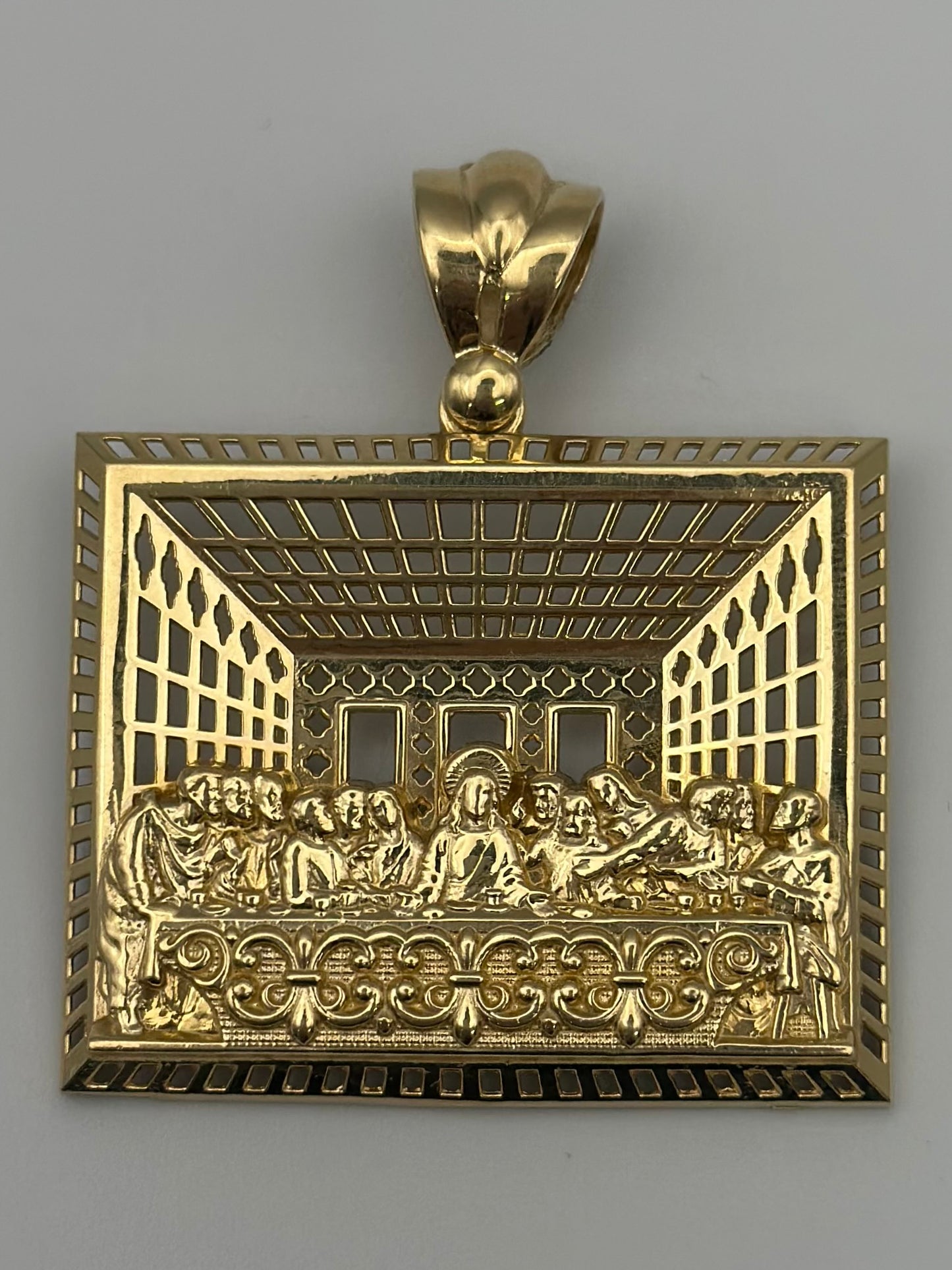 Last supper medal .