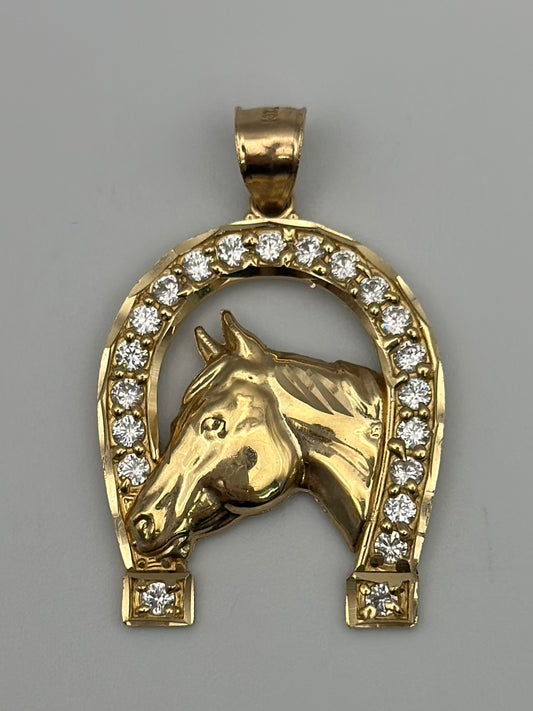 Horseshoe pendant